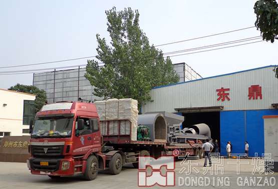 煤泥烘干機設備裝車完成